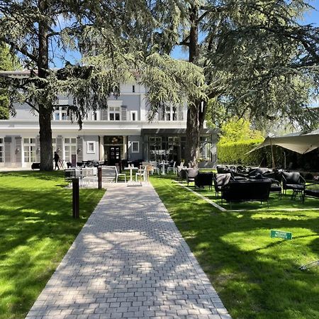 Maison D'Anthouard Ecully Bagian luar foto