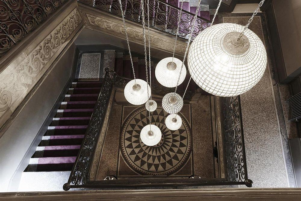 Maison D'Anthouard Ecully Bagian luar foto