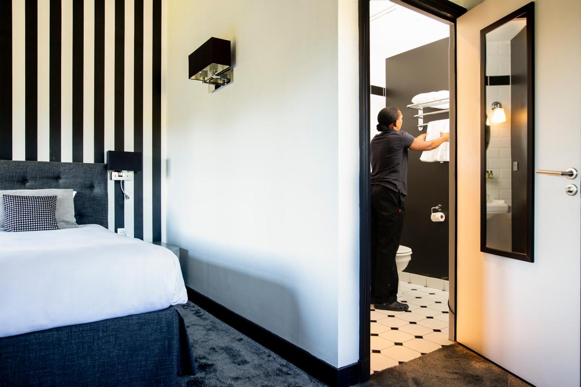 Maison D'Anthouard Ecully Bagian luar foto