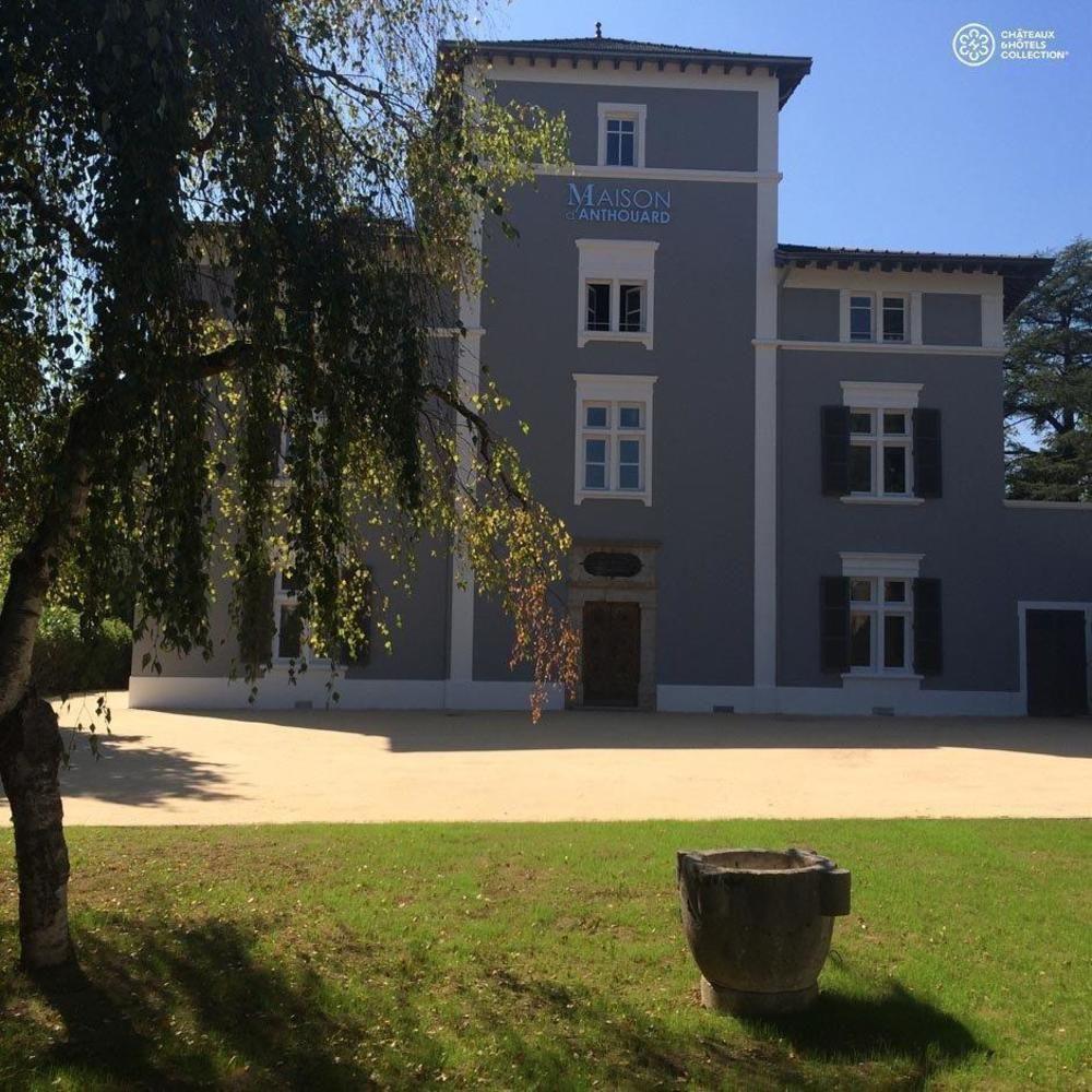 Maison D'Anthouard Ecully Bagian luar foto